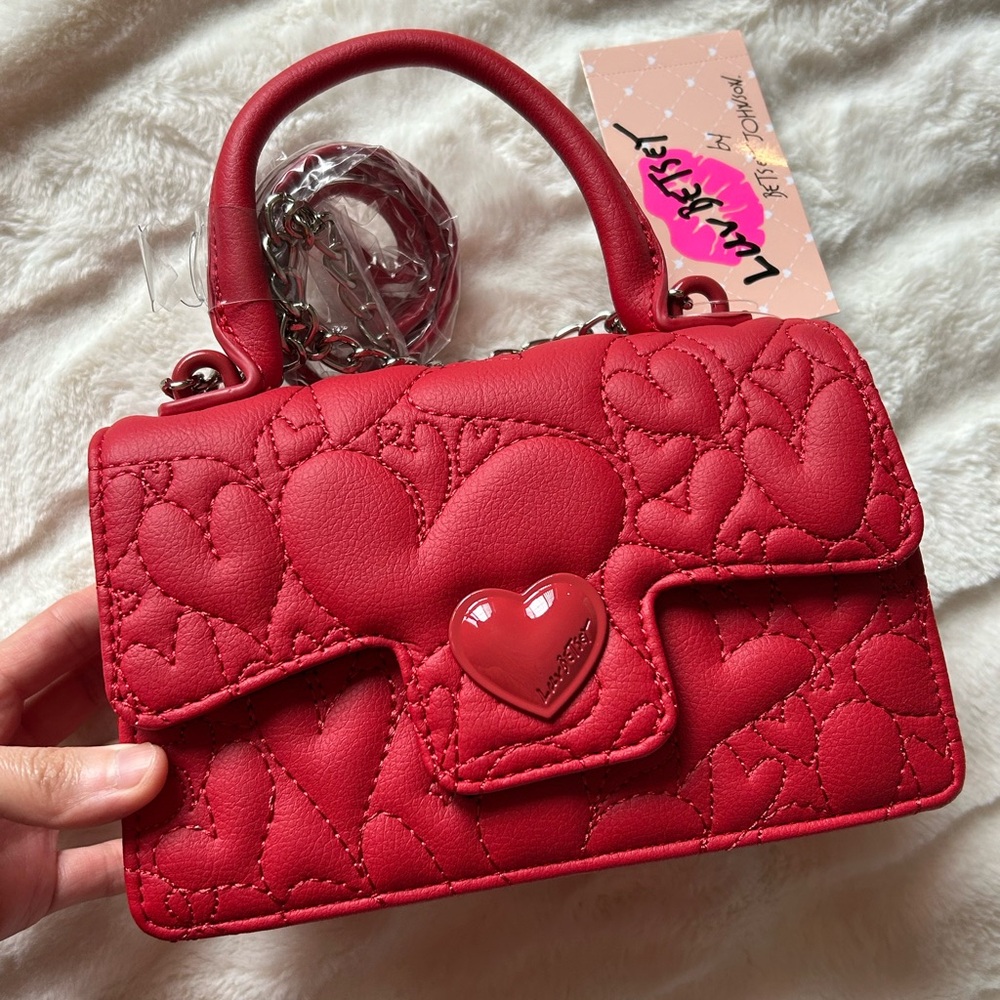 💜SOLD💜Betsey Johnson Lbevie Heart Puff Crossbody Bag Red - Picture 5 of 14